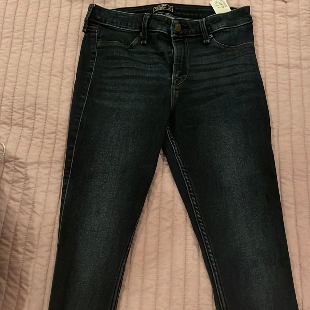 Abercrombie&Fitch jeans, dark wash, size 4/27